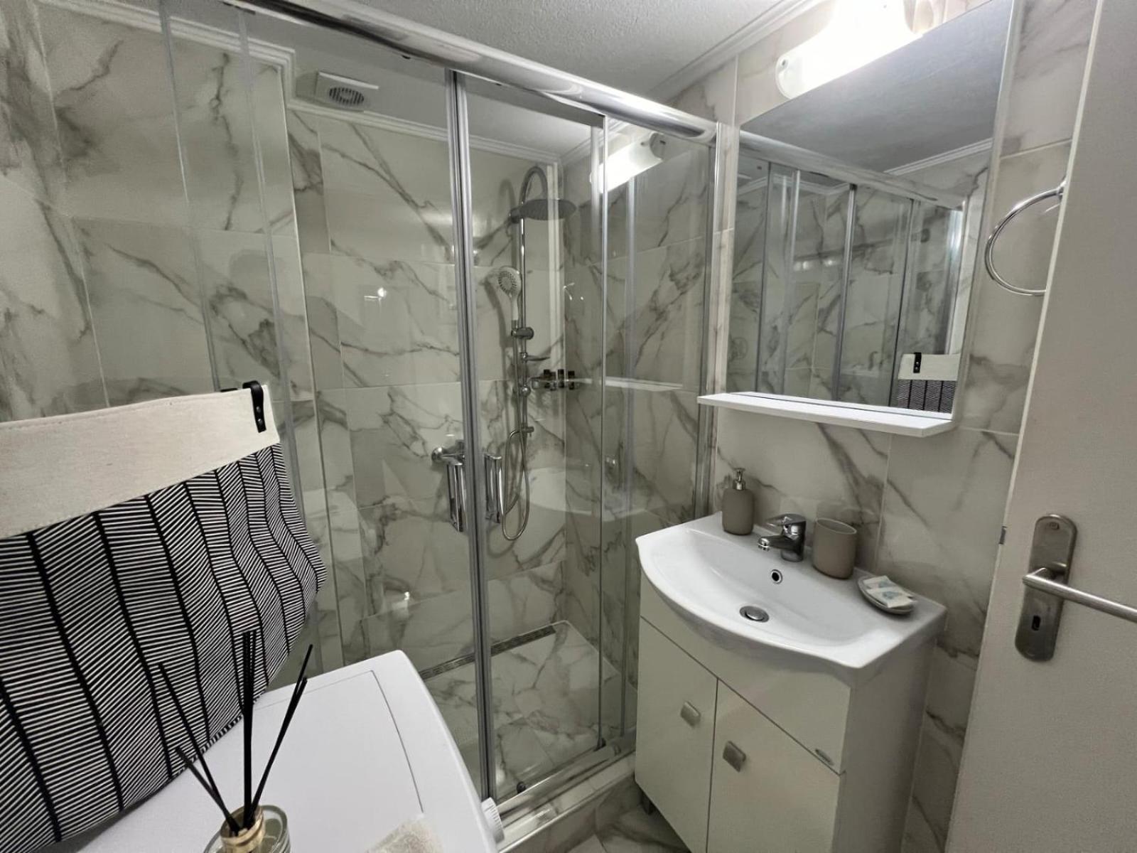 Gk Deluxe Apartment 1 Александроуполис Экстерьер фото
